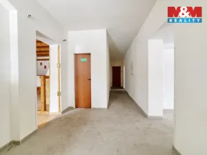 Prodej restaurace, Stráž nad Ohří - Boč, 500 m2