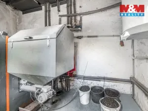 Prodej obchodního prostoru, Krnsko, 700 m2