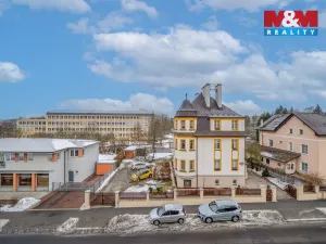 Prodej bytu 4+1, Karlovy Vary - Drahovice, Lidická, 115 m2