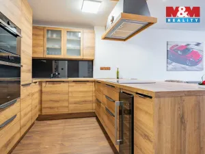 Prodej obchodního prostoru, Rudolfov, Třeboňská, 500 m2