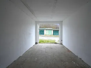 Pronájem garáže, Beroun, 19 m2
