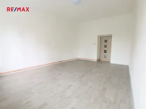 Pronájem bytu 1+kk, Klatovy, Rybníčky, 40 m2