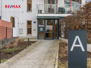 Pronájem bytu 1+kk, Praha - Košíře, Naskové, 33 m2