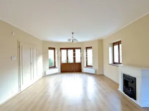 Pronájem vily, Praha - Nebušice, K vinicím, 300 m2