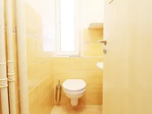 Prodej bytu 3+1, Karlovy Vary, Jiráskova, 104 m2