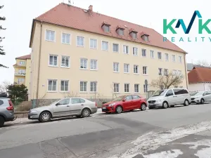 Prodej bytu 3+1, Karlovy Vary, Jiráskova, 104 m2