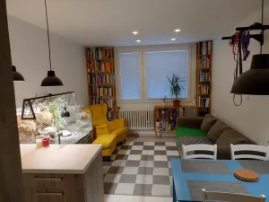 Pronájem bytu 2+kk, Praha - Komořany, Za sídlištěm, 48 m2
