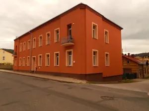 Pronájem bytu 2+kk, Úpice, Regnerova, 51 m2