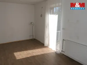 Pronájem bytu 1+kk, Beroun, Plzeňská, 30 m2