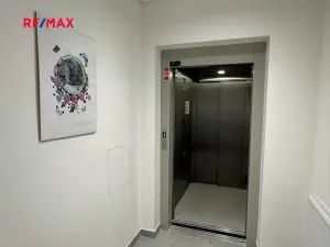 Pronájem bytu 2+kk, Kladno, Čermákova, 40 m2