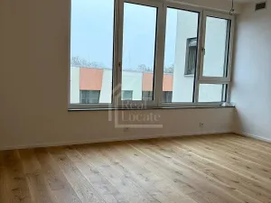 Pronájem bytu 2+kk, Praha - Radlice, U Komína, 45 m2