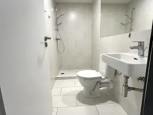 Pronájem bytu 1+kk, Praha - Vysočany, Poděbradská, 28 m2