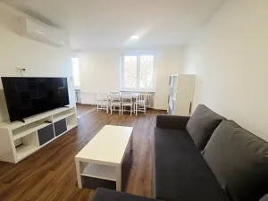 Pronájem bytu 2+kk, Uherské Hradiště, Tůně, 56 m2