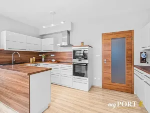 Pronájem bytu 3+kk, Plzeň, V Hájku, 88 m2