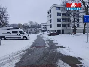 Prodej garážového stání, Libčice nad Vltavou, Pod Hliníkem, 30 m2