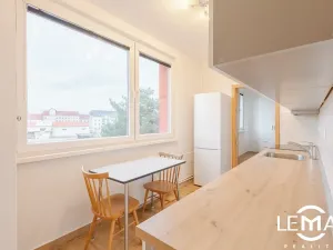 Prodej bytu 3+1, Velká Bystřice, Nádražní I, 68 m2