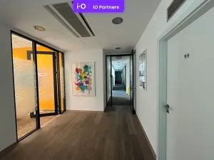 Pronájem kanceláře, Praha - Karlín, Rohanské nábřeží, 466 m2