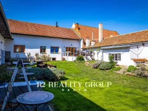 Pronájem rodinného domu, Skalka, 446 m2