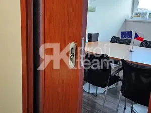 Prodej komerční nemovitosti, Opava, Slezská, 1385 m2