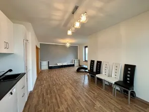Pronájem bytu 3+kk, Praha - Štěrboholy, Dragounská, 79 m2