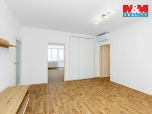 Pronájem bytu 3+kk, Pardubice - Zelené Předměstí, S. K. Neumanna, 62 m2