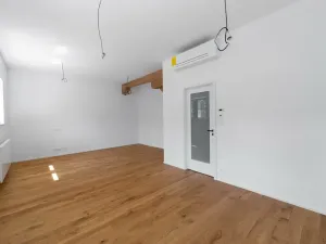 Prodej bytu 1+kk, Praha - Nusle, Bělehradská, 40 m2