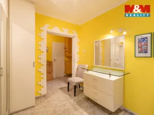 Prodej atypického bytu, Teplice - Trnovany, 83 m2