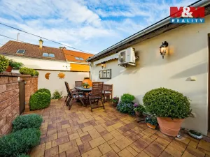 Prodej obchodního prostoru, Kladno - Kročehlavy, Vrchlického, 163 m2