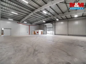 Pronájem skladu, Cerekvice nad Loučnou - Pekla, 2380 m2