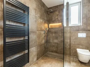 Pronájem rodinného domu, Jesenice, Průběžná, 200 m2