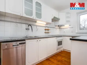 Prodej rodinného domu, Praha - Horní Počernice, Jasenná, 292 m2