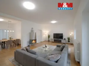 Prodej rodinného domu, Praha - Horní Počernice, Jasenná, 292 m2