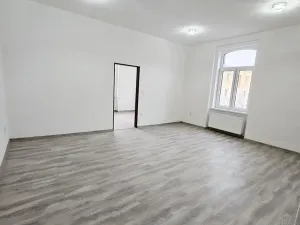 Pronájem bytu 2+1, Lovosice, 8.května, 75 m2