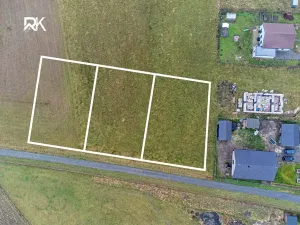 Prodej pozemku pro bydlení, Uhersko, 944 m2