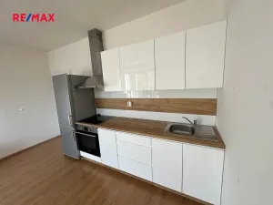 Pronájem bytu 3+kk, Kladno, Jaroslava Holečka, 65 m2