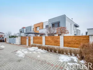 Prodej rodinného domu, Praha - Pitkovice, Lošáková, 137 m2