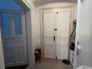 Pronájem bytu 1+kk, Praha - Vinohrady, Korunní, 31 m2