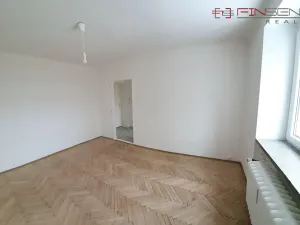 Prodej bytu 1+1, Kladno, Kyjevská, 32 m2