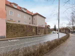 Pronájem bytu 2+kk, Jindřichův Hradec, nám. Míru, 39 m2