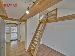 Prodej bytu 2+1, Poděbrady, Dr. Beneše, 68 m2