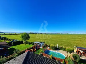 Prodej rodinného domu, Mydlovary, 222 m2