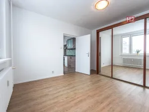 Pronájem bytu 2+1, Praha - Střížkov, Střížkovská, 54 m2