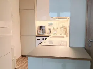 Prodej bytu 2+kk, Praha - Kobylisy, Taussigova, 45 m2