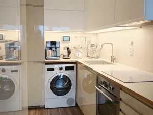 Prodej bytu 2+kk, Praha - Kobylisy, Taussigova, 45 m2