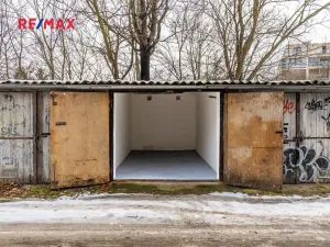 Pronájem garáže, Praha - Břevnov, 18 m2