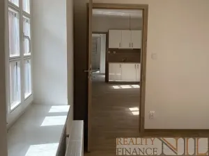 Pronájem bytu 2+kk, Plzeň, Prvomájová, 48 m2