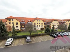 Pronájem bytu 1+kk, Jesenice, Mezi Domy, 37 m2