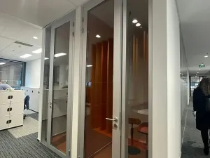 Pronájem kanceláře, Praha - Michle, Vyskočilova, 1135 m2