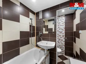 Prodej bytu 1+1, Ústí nad Labem - Severní Terasa, Glennova, 36 m2