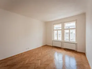 Pronájem bytu 2+kk, Praha - Nové Město, Lípová, 41 m2